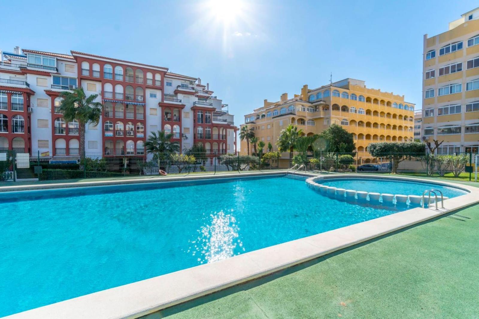 Nice Modern 2 Bed Apartment In Torrievieja Торрев'єха Екстер'єр фото