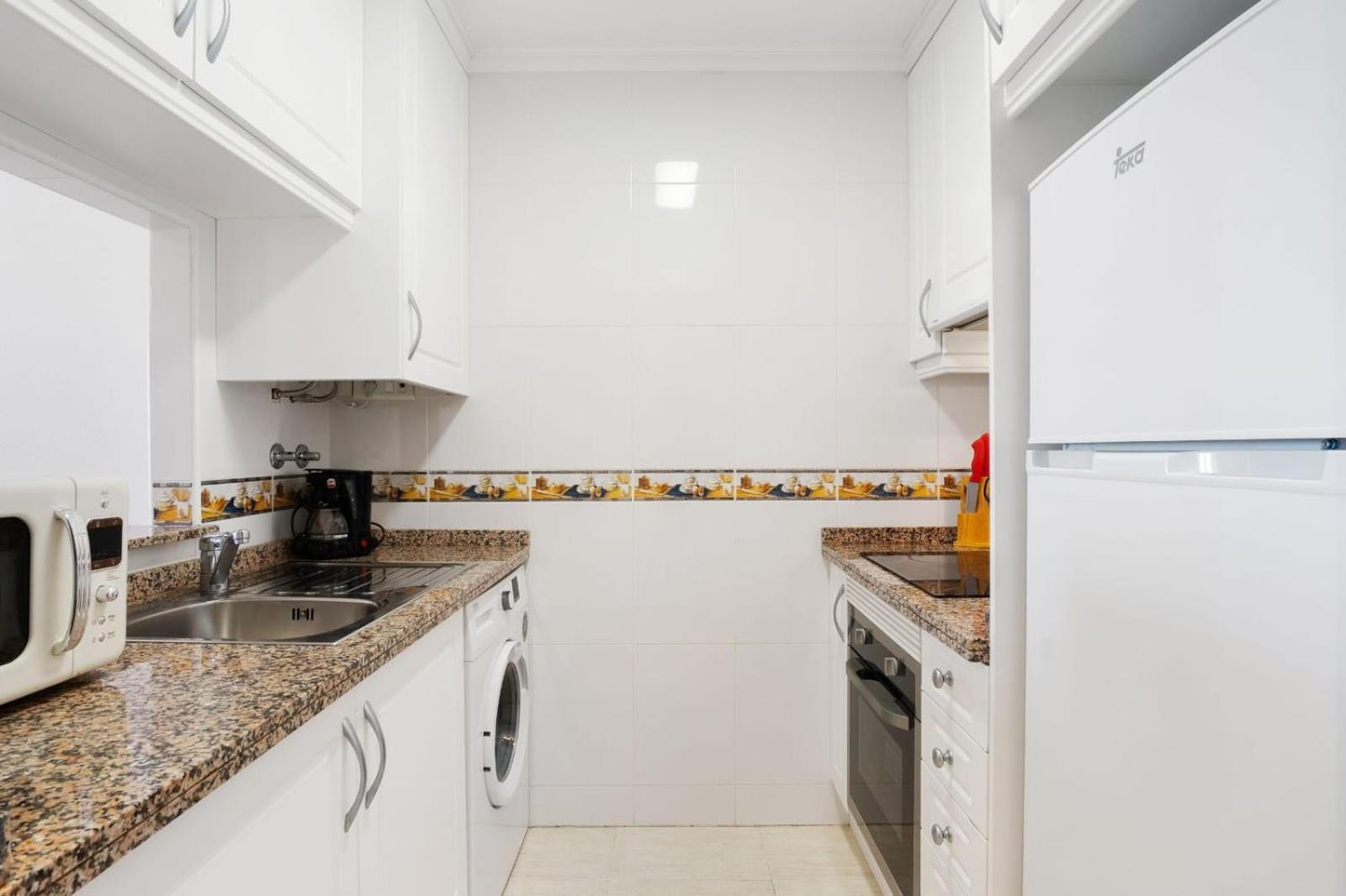 Nice Modern 2 Bed Apartment In Torrievieja Торрев'єха Екстер'єр фото