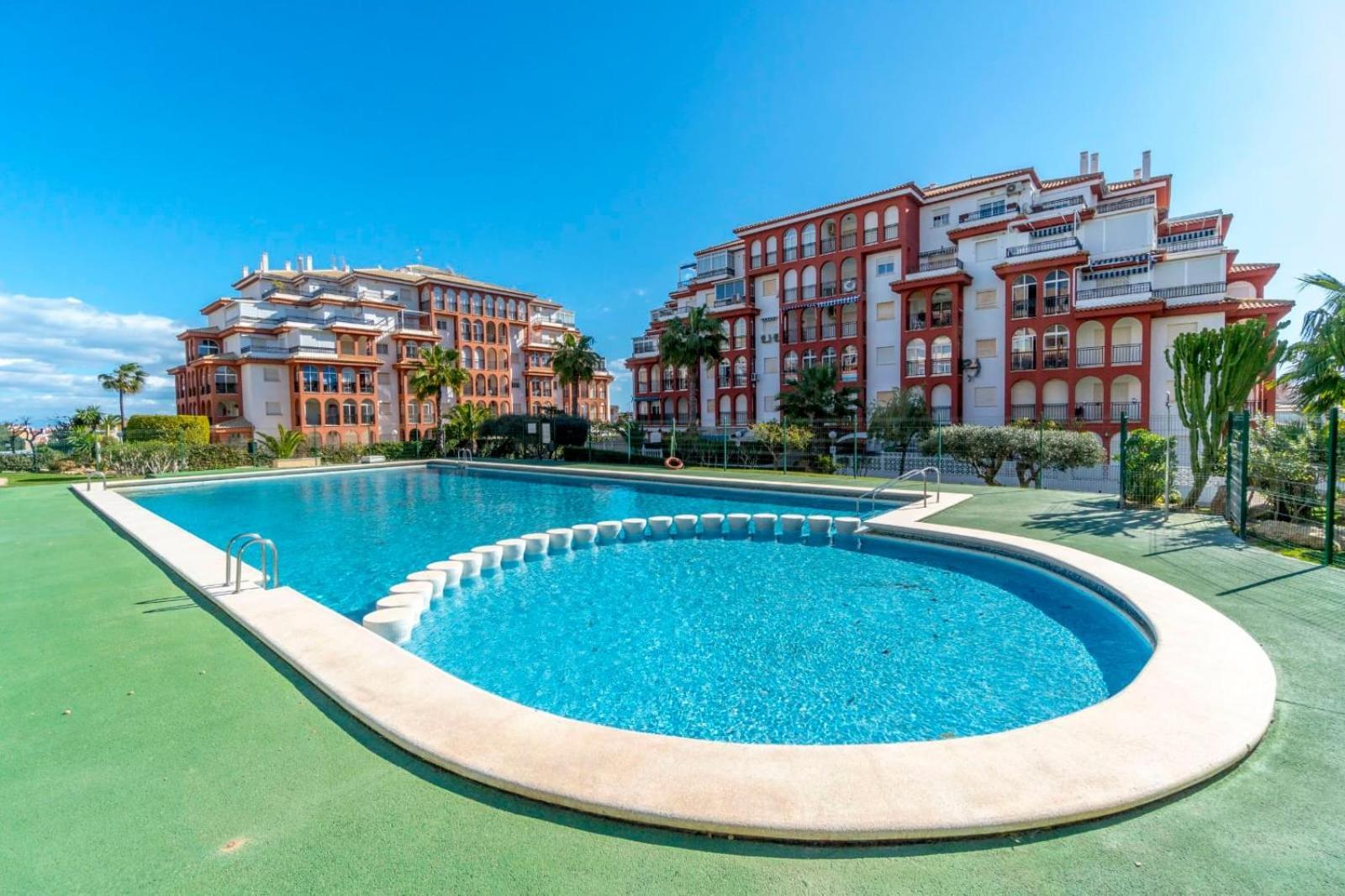 Nice Modern 2 Bed Apartment In Torrievieja Торрев'єха Екстер'єр фото