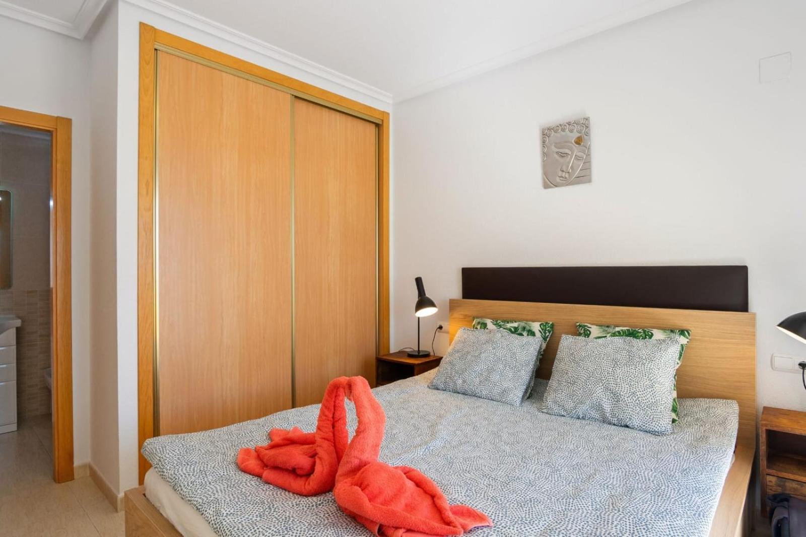 Nice Modern 2 Bed Apartment In Torrievieja Торрев'єха Екстер'єр фото