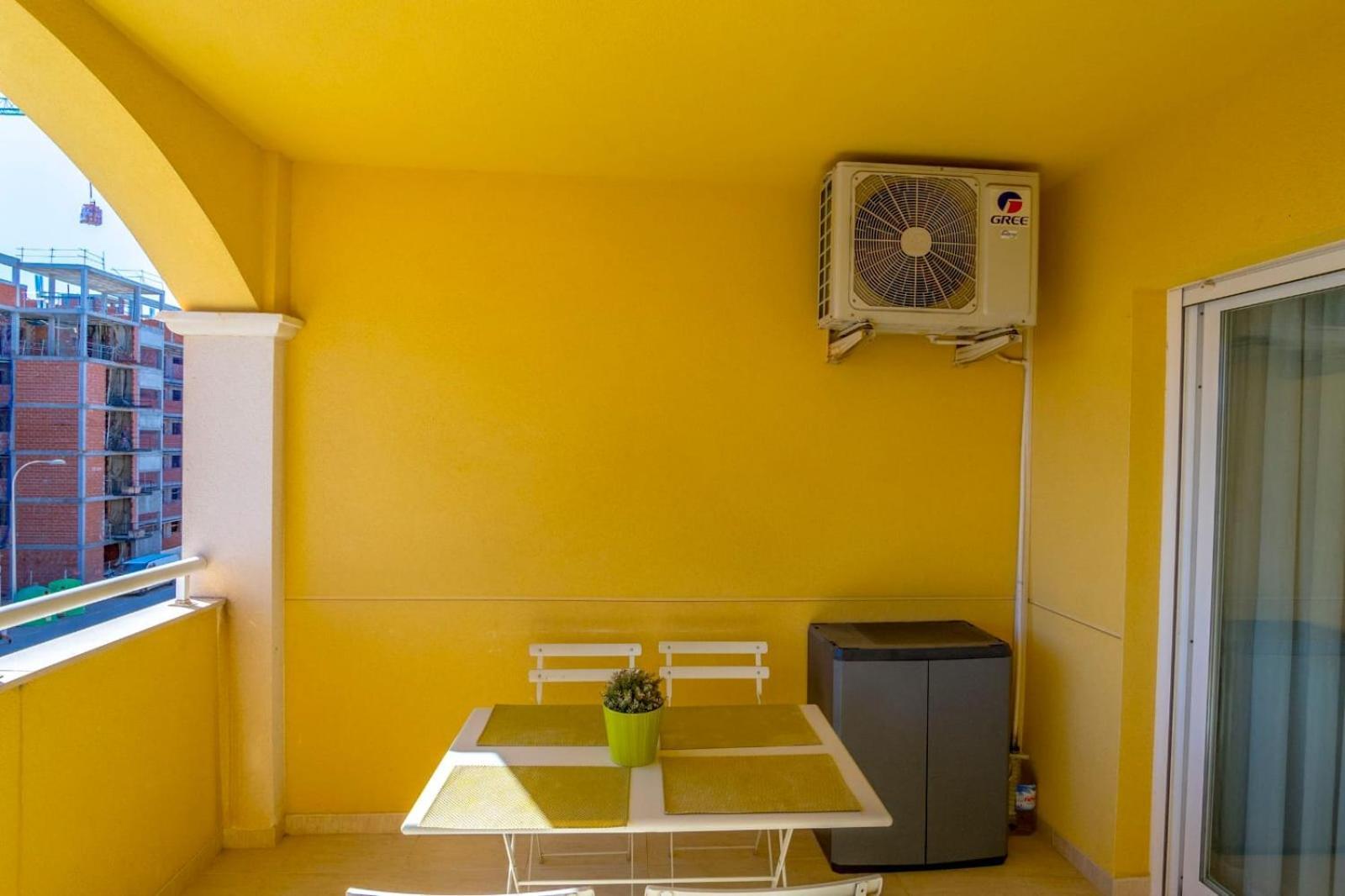 Nice Modern 2 Bed Apartment In Torrievieja Торрев'єха Екстер'єр фото